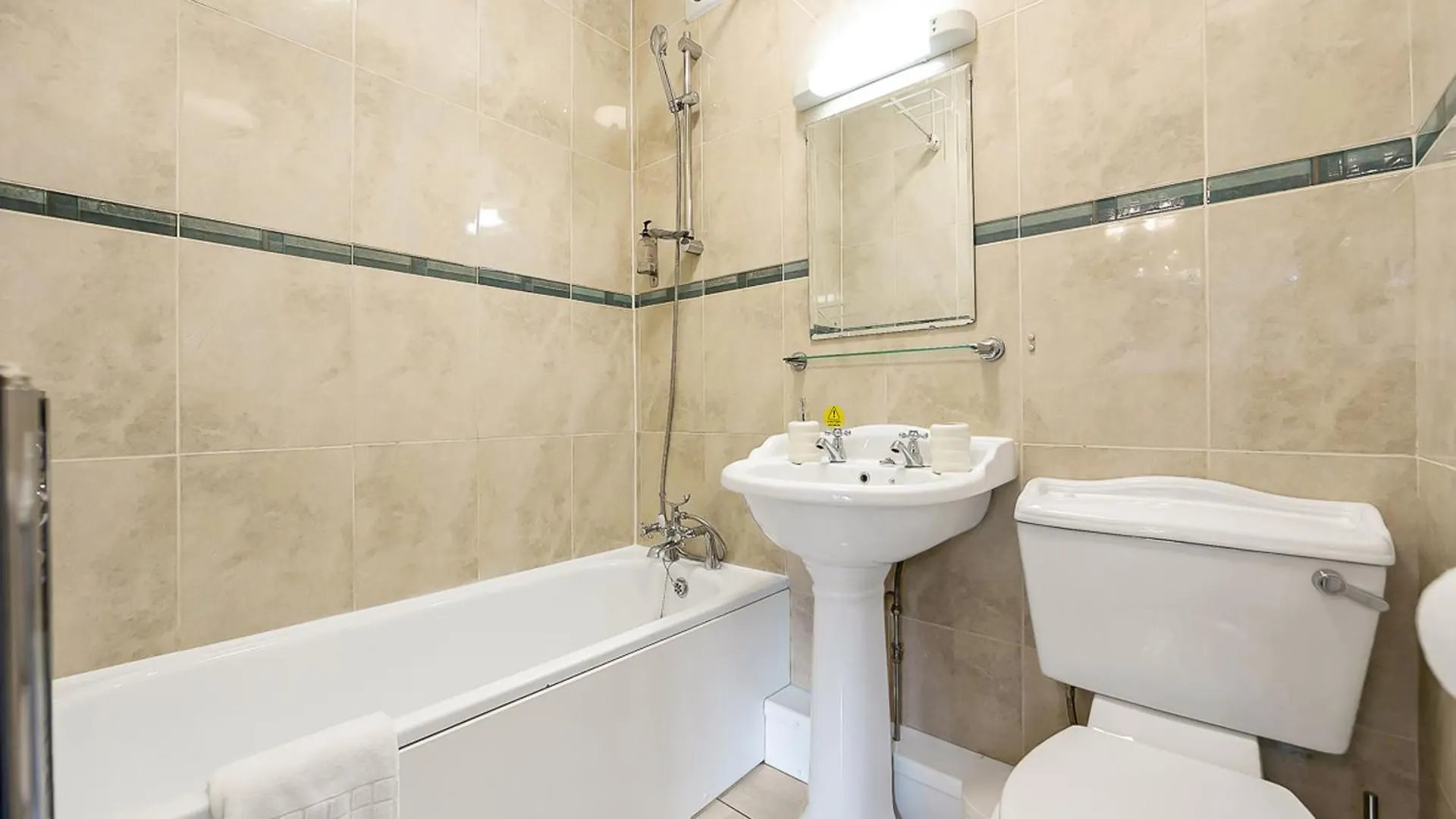 Tudor Grange Bournemouth Holiday home